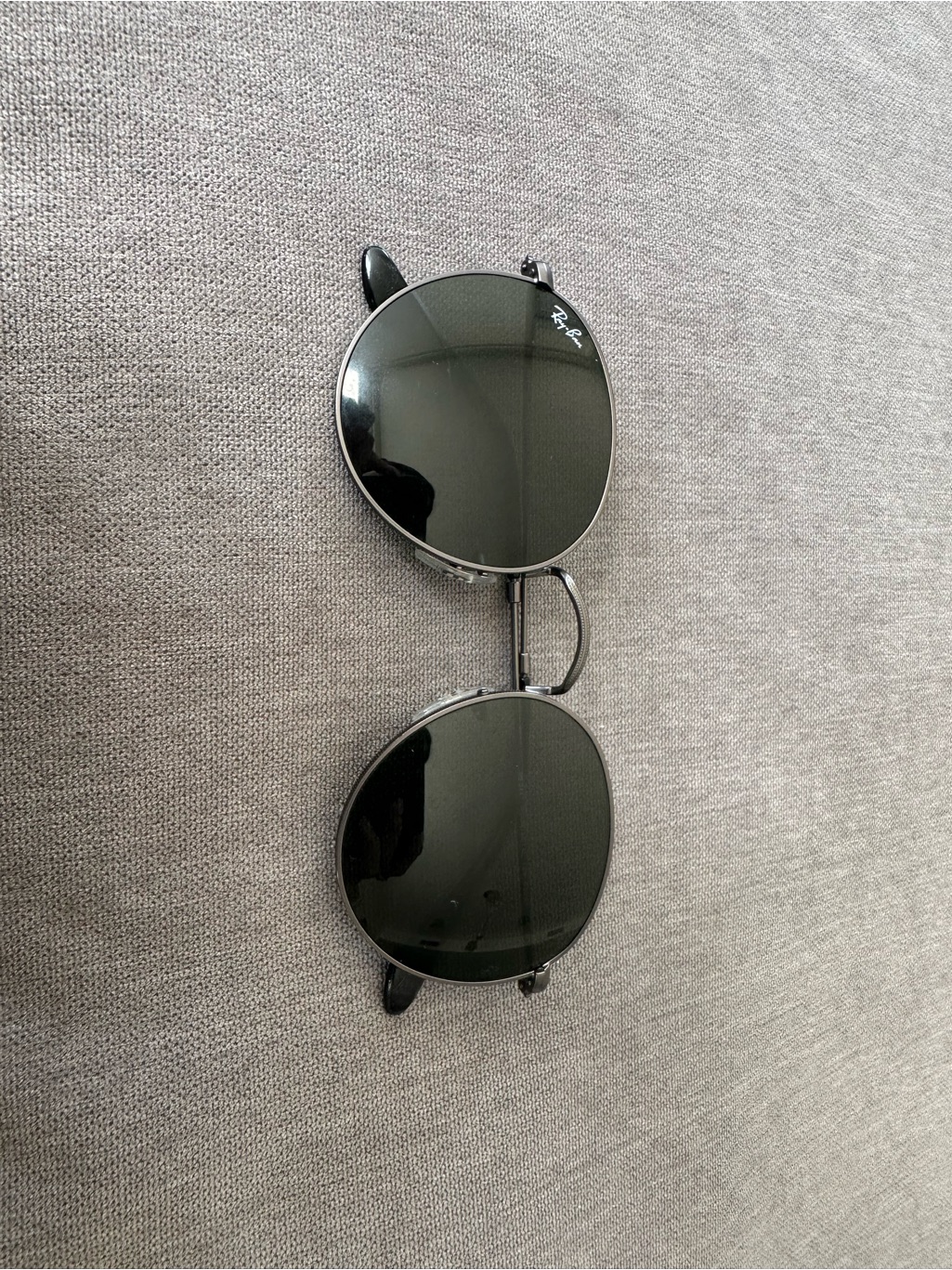 Ray-Ban Round Metal Sunglasses Black Frames With Dark Green Lenses